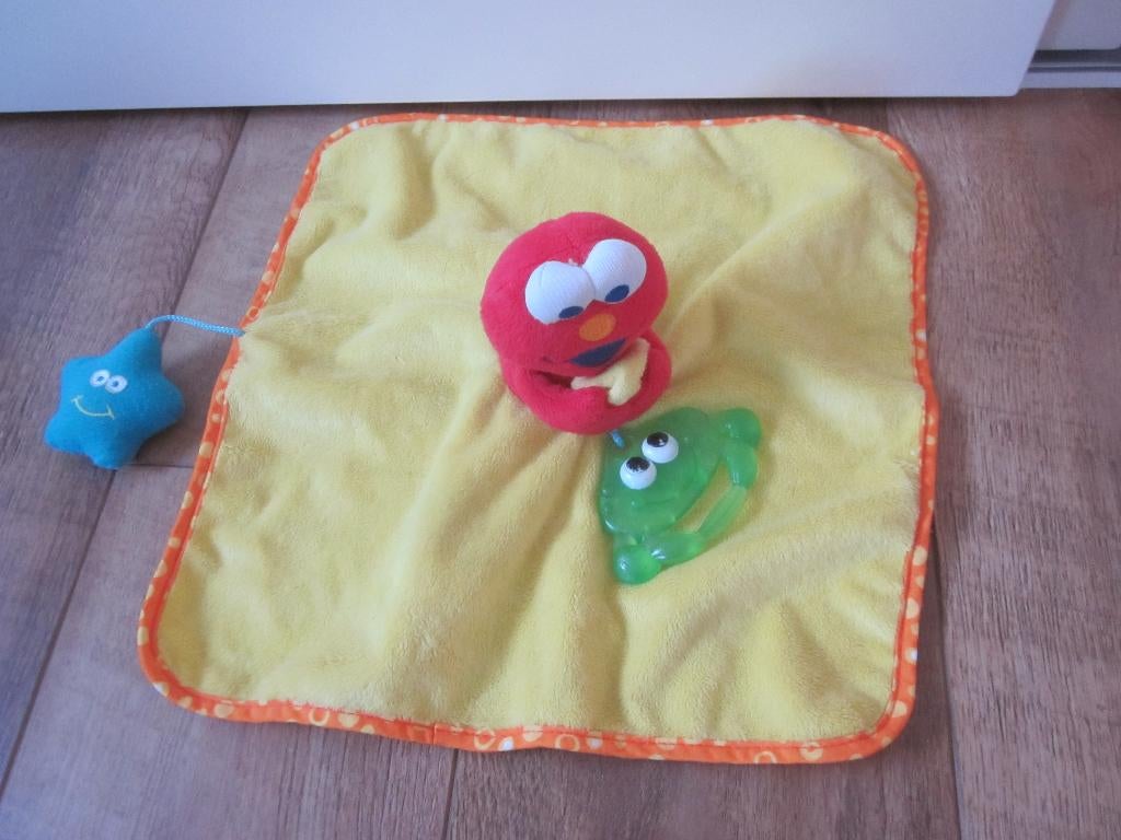 Sesamstraat Sesame Workshop 2011 ELMO geel pluche doek, Kinderen en Baby's, Speelgoed | Knuffels en Pluche, Ophalen of Verzenden