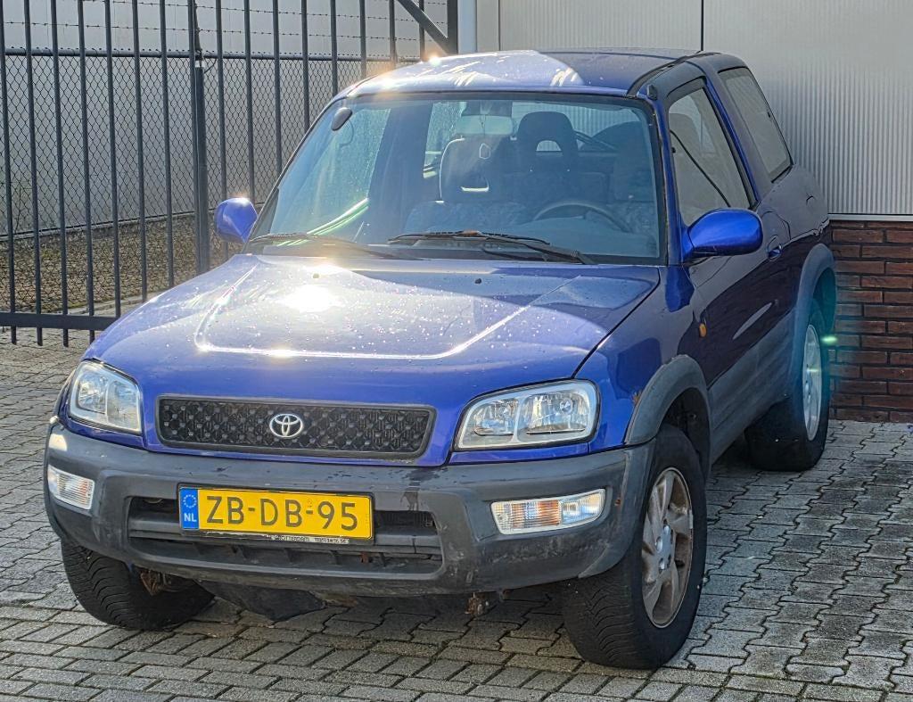 Toyota Funcruiser 2.0 I Rav4 4WD 1999 Blauw 4x4, Euro 2, 1998 cc, Stof, Zwart