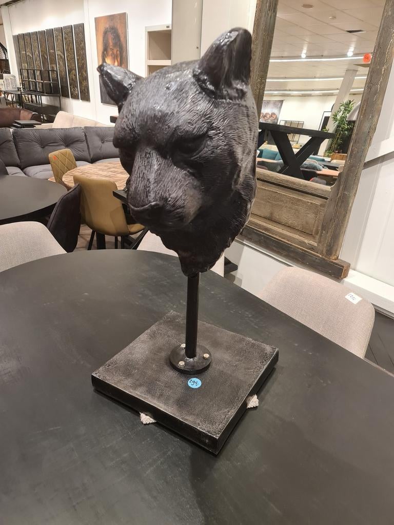 Nieuwe beeld leeuwin kop 86cm smeedijzer €245, Ophalen