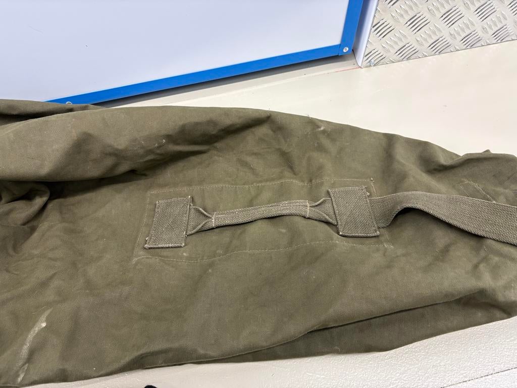 Stevige Olijfgroene Reistas/Duffel Bag - Gebruikt, 30 cm of meer, Gebruikt, Groen, 35 tot 55 cm