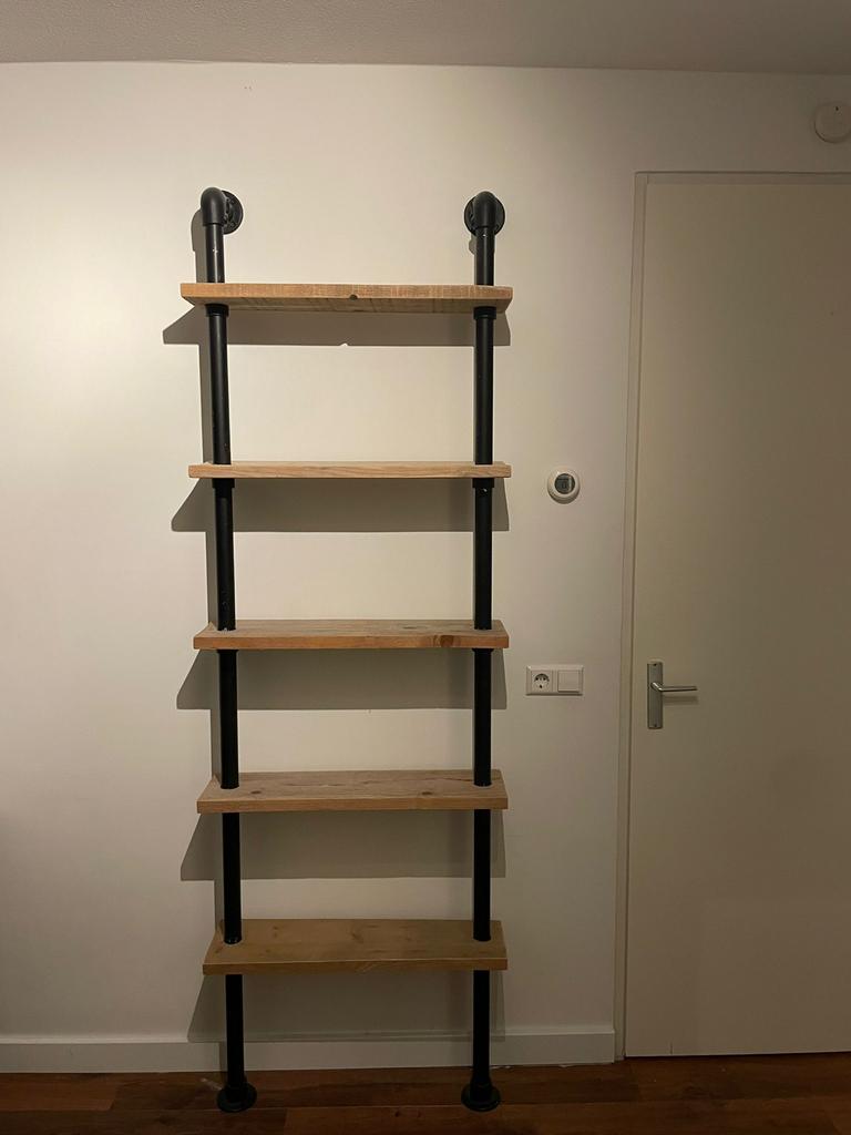Bureau, boekenkast, wandplank en kapstok voor jongenskamer, Kinderen en Baby's, Kinderkamer | Complete kinderkamers, Ophalen, Gebruikt