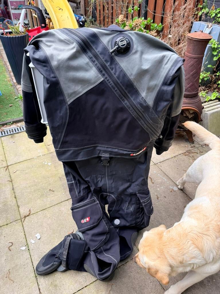 Santi emotion plus maat L (aangepaste snit), Watersport en Boten, Duiken, Ophalen, Duikpak