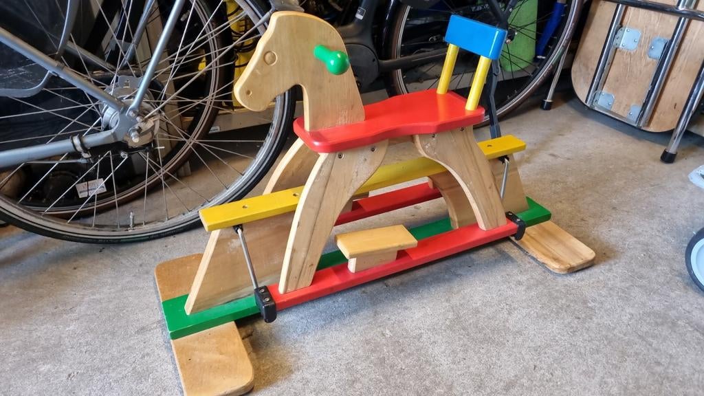 Houten hobbelpaard voor peuters, Ophalen, Zo goed als nieuw, Rij- of Hobbelspeelgoed