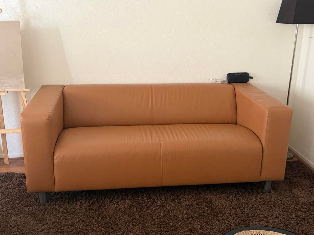 Klippan 2-zitsbank - Bomstad bruin, perfecte staat, Huis en Inrichting, Ophalen, 150 tot 200 cm, Tweepersoons, Zo goed als nieuw