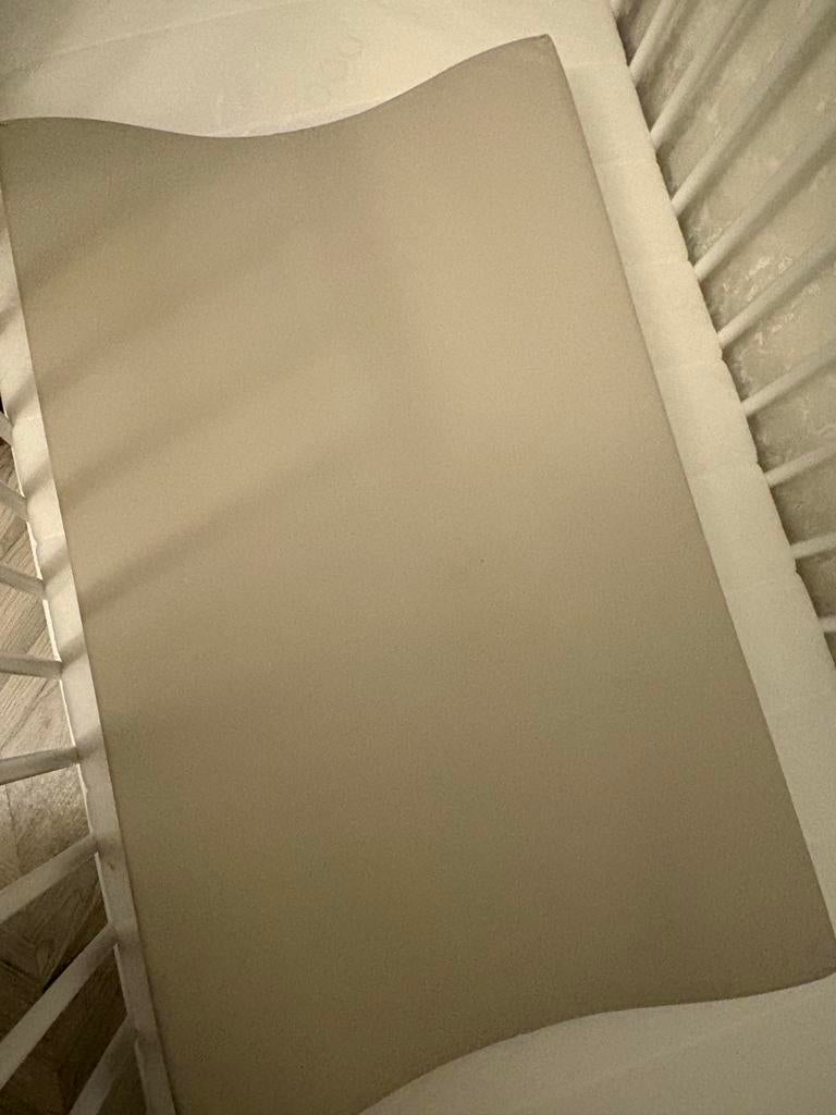 Beige kussen - Diemen, Gebruikt, Ophalen of Verzenden, Minder dan 140 cm, Matras