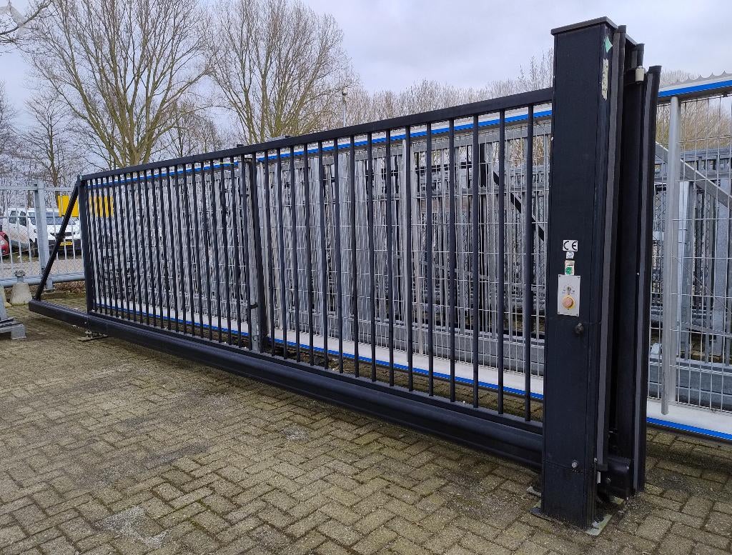 schuifpoort schuifhek HEXTA 8 mtr lang, 6 mtr doorgang, Tuin en Terras, Tuinpoorten, Gebruikt, Schuifpoort, Staal, 150 tot 200 cm