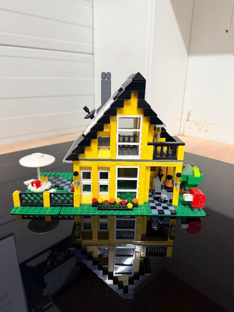 LEGO Creator Strandhuis - 4996, Ophalen of Verzenden, Zo goed als nieuw