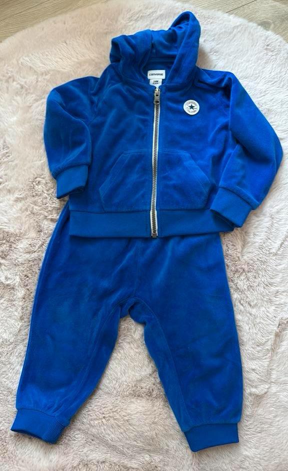 Converse trainingspak, Ophalen of Verzenden, Zo goed als nieuw, Jongetje of Meisje, Pakje