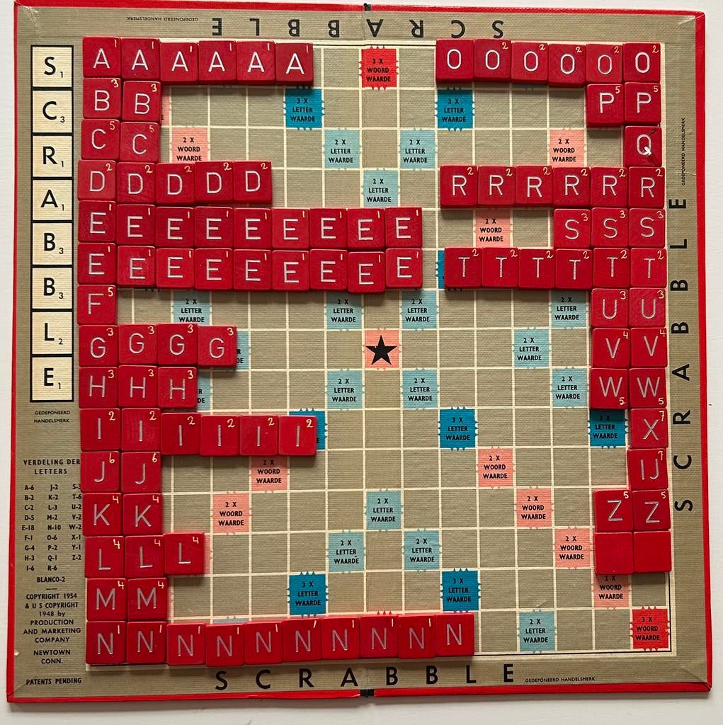 Scrabble Origineel Spel COMPLEET RODE LETTERBLOKJES, Hobby en Vrije tijd, Een of twee spelers, Ophalen of Verzenden, Zo goed als nieuw