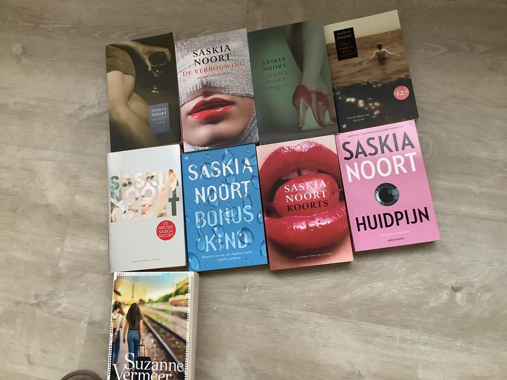 Saskia Noort Boeken Collectie, Ophalen of Verzenden, Gelezen, Nederland