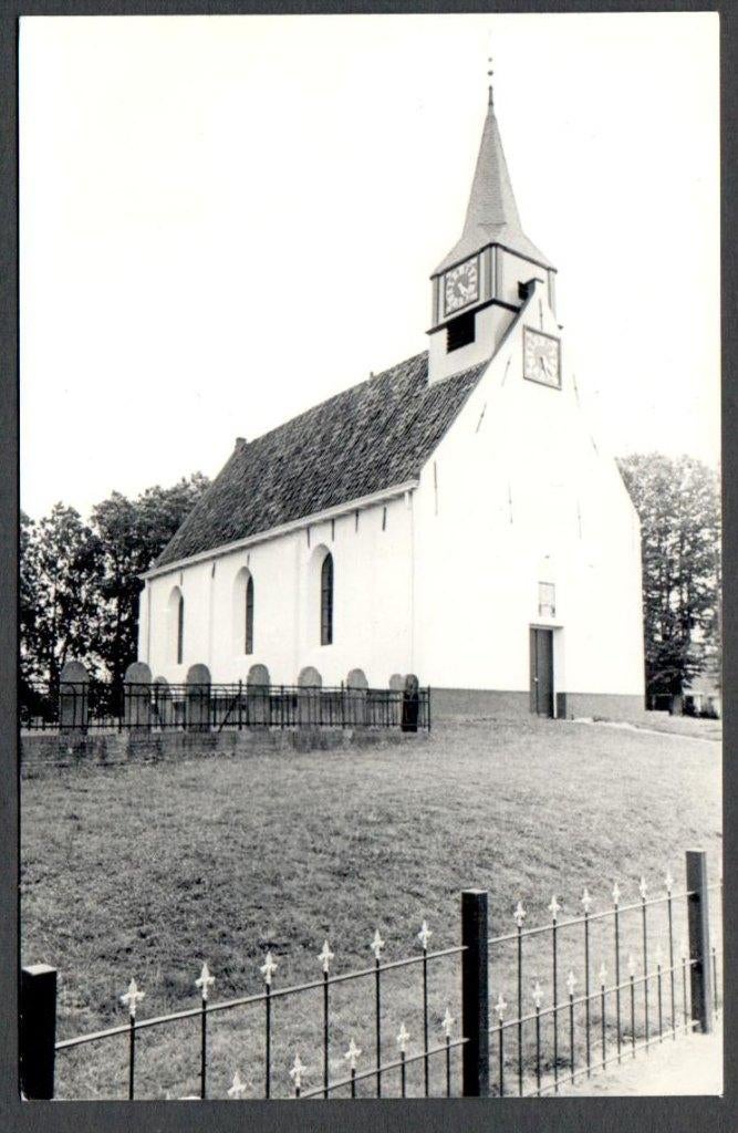 Oude Ansicht - Niekerk - Hervormde Kerk Niekerk bij Ulrum Gr, Verzamelen, Ansichtkaarten | Nederland, Ophalen of Verzenden, 1940 tot 1960