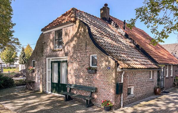 5 persoons appartement voor de TT, Vakantie, Vakantiehuizen | Nederland, Drenthe, Boerderij of Cottage, Dorp, 4 of meer slaapkamers