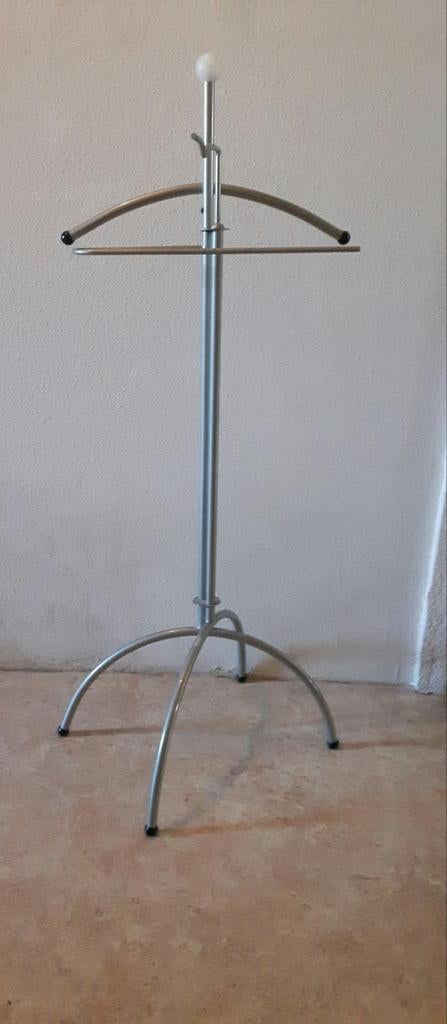 Stijlvolle Dressboy, Ophalen of Verzenden, Zo goed als nieuw