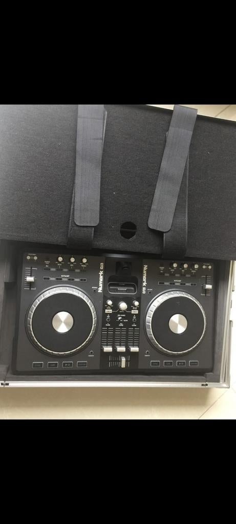 Numark dj set met case, Muziek en Instrumenten, Dj-sets en Draaitafels, Ophalen of Verzenden, Numark