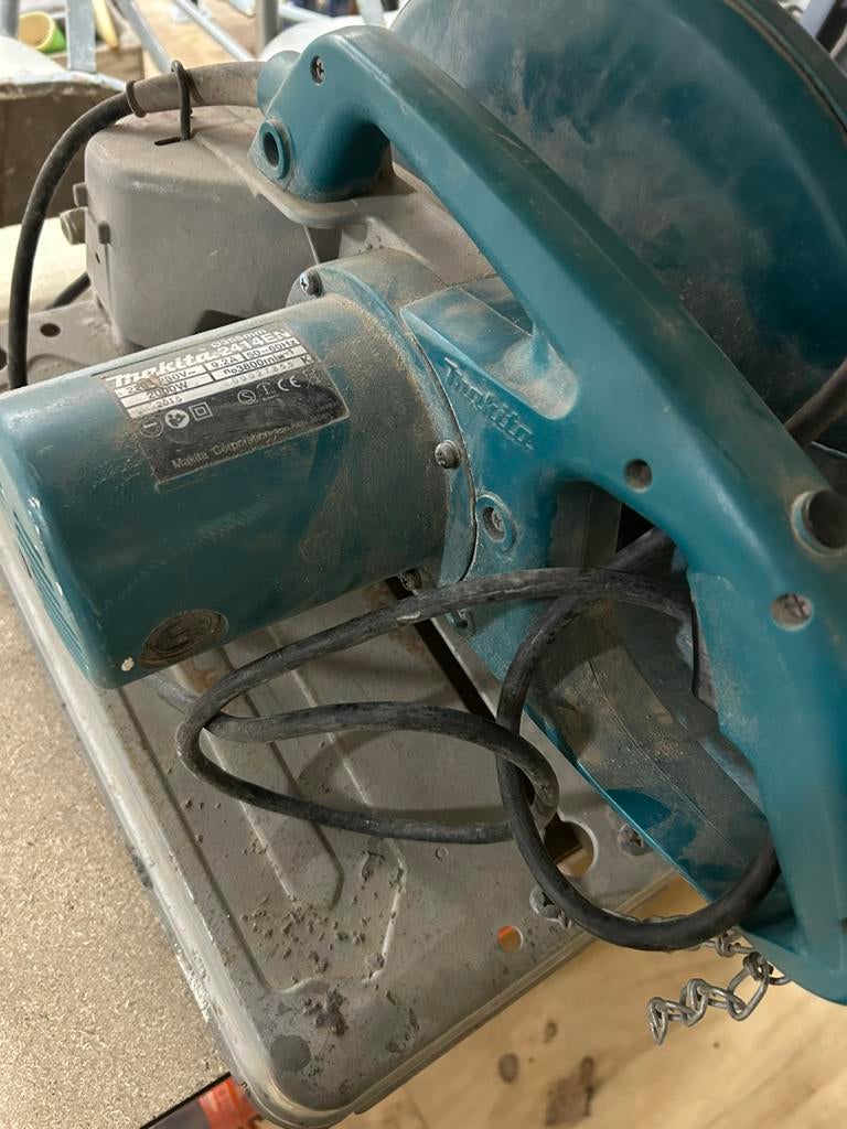 Makita 2414EN zaag, Ophalen, 70 mm of meer, Zo goed als nieuw, Afkortzaag