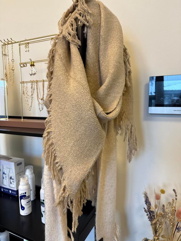 Dames dikke warme Beige Driehoek Sjaal - Nieuw, Ophalen of Verzenden, Nieuw, Sjaal