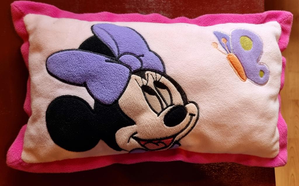 Minnie Mouse kussen - roze met paars en vlinder - IZGST, Ophalen of Verzenden, Mickey Mouse, Zo goed als nieuw, Overige typen