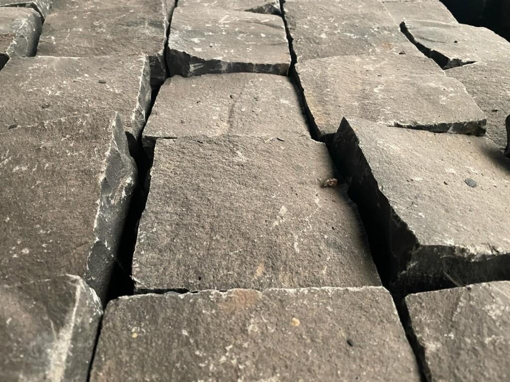 Basalt kinderkoppen kasseien platines natuursteen bestrating, Overige typen, Nieuw, Ophalen of Verzenden, Natuursteen