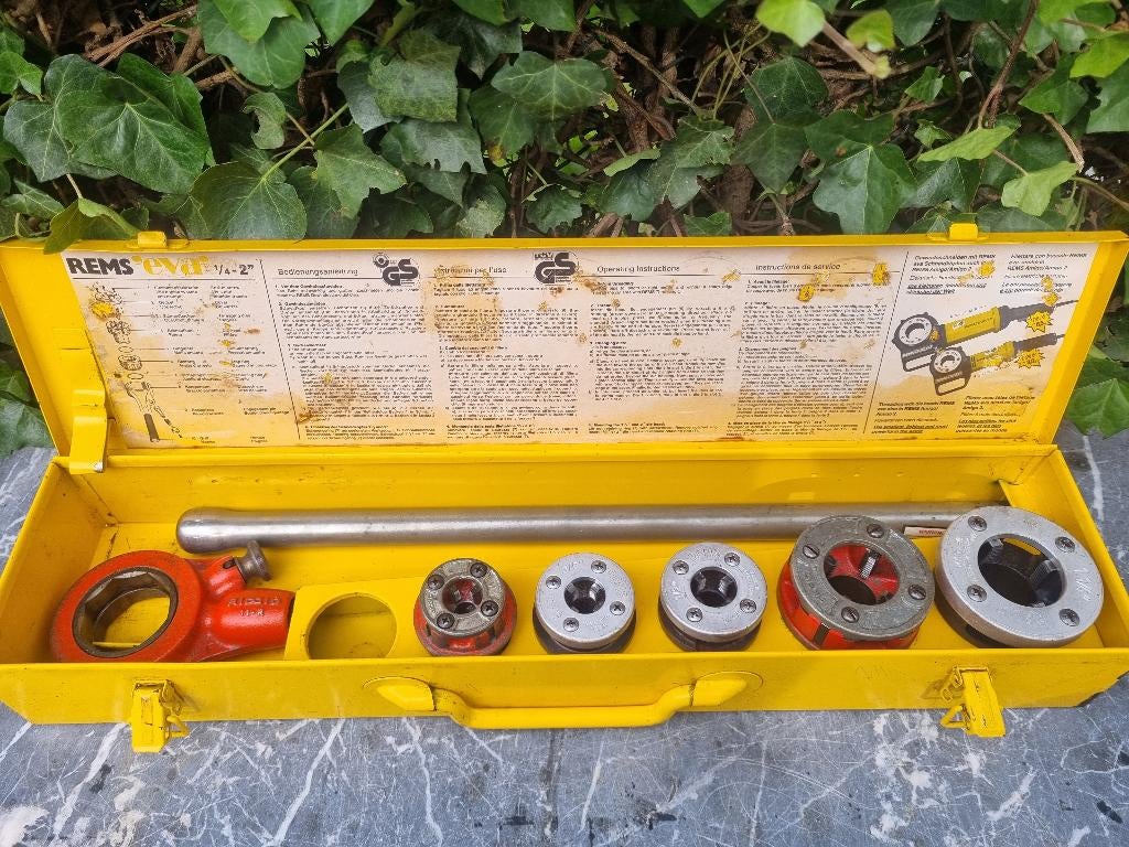 REMS EVA Schroefdraadsnijset, Ophalen of Verzenden, Zo goed als nieuw