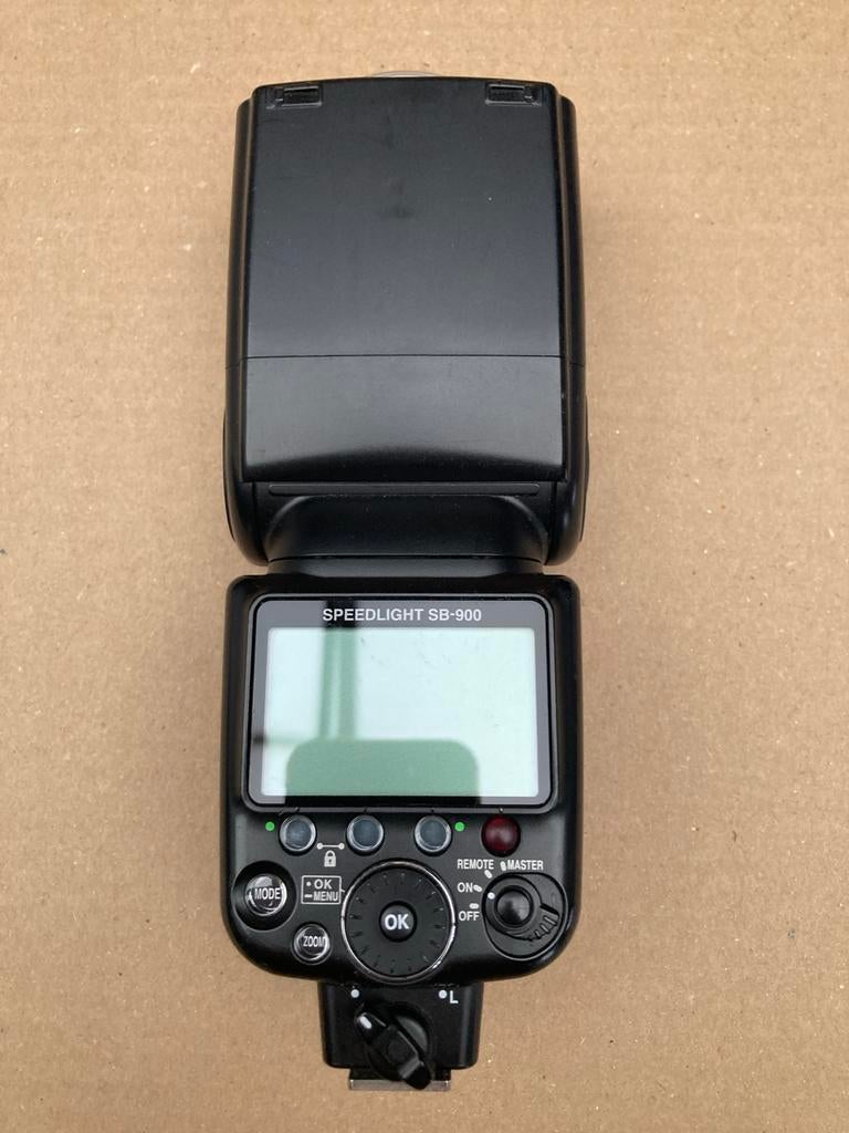 Nikon Speedlight SB-900 Flitser, Audio, Tv en Foto, Fotografie | Flitsers, Ophalen of Verzenden, Gebruikt, Nikon, Kantelbaar