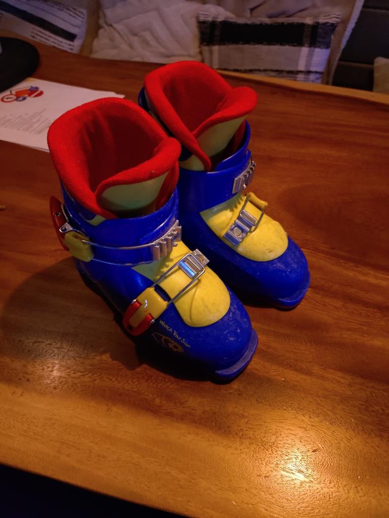 Skischoenen maat 19,5 (eu maat 30 +-), Sport en Fitness, Gebruikt, Schoenen, Ophalen of Verzenden, Skiën