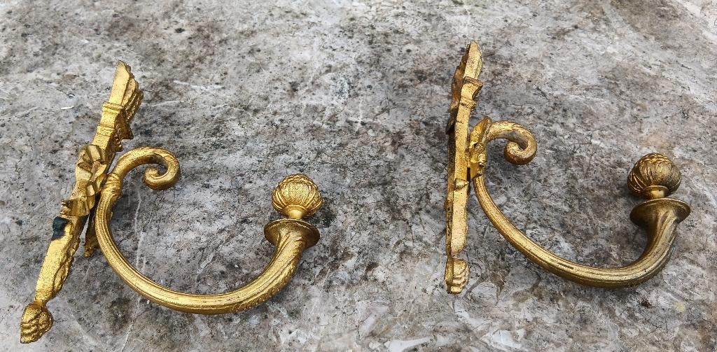 Set van 2 antieke brons vergulde gordijnhangers, Ophalen of Verzenden, Brons