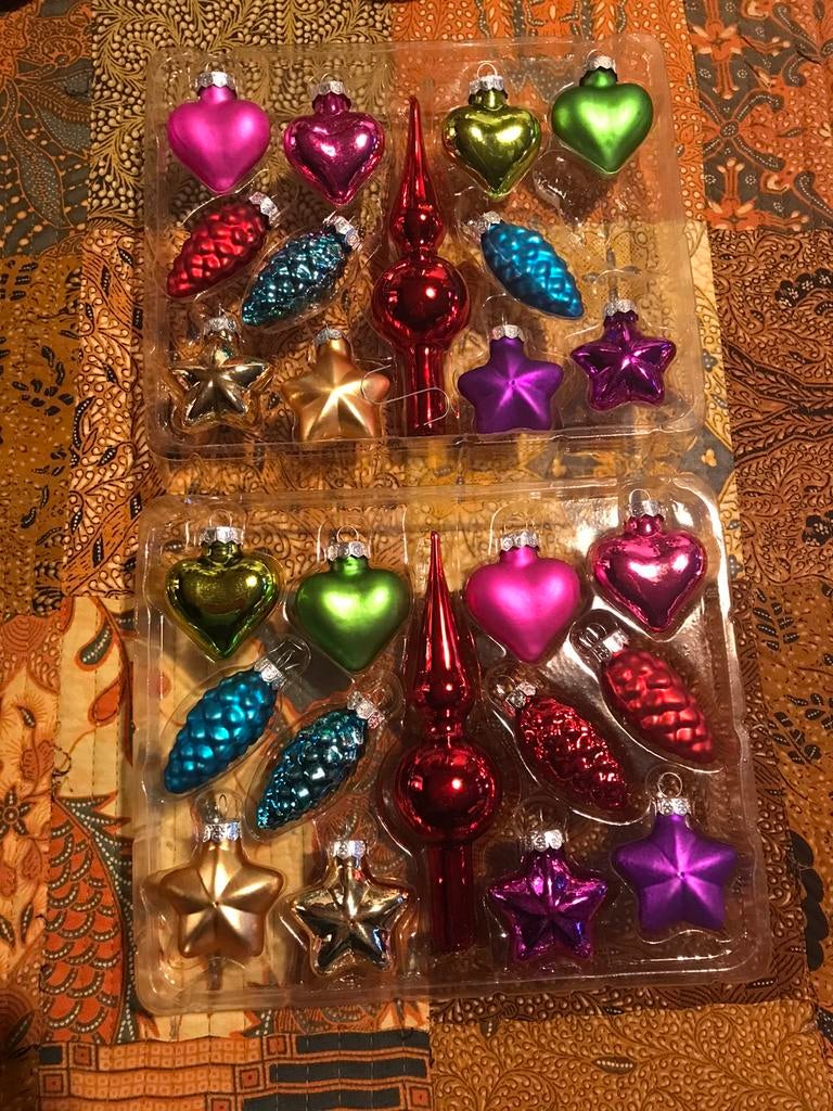 Leuke gekleurde kerst ballen piek kleine kerstboom, Diversen, Kerst, Verzenden, Zo goed als nieuw