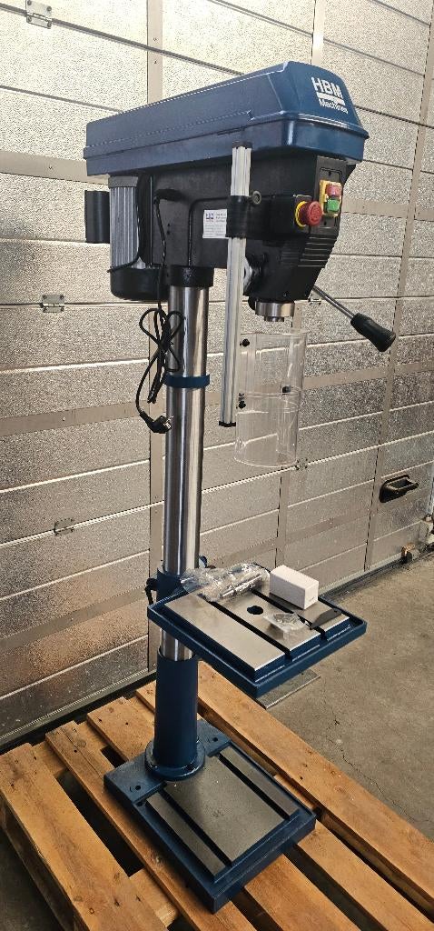 HBM 32 mm. Prof. Kolomboormachine 230 Volt - 1100 Watt., Ophalen of Verzenden, Zo goed als nieuw, 600 watt of meer, Kolomboormachine