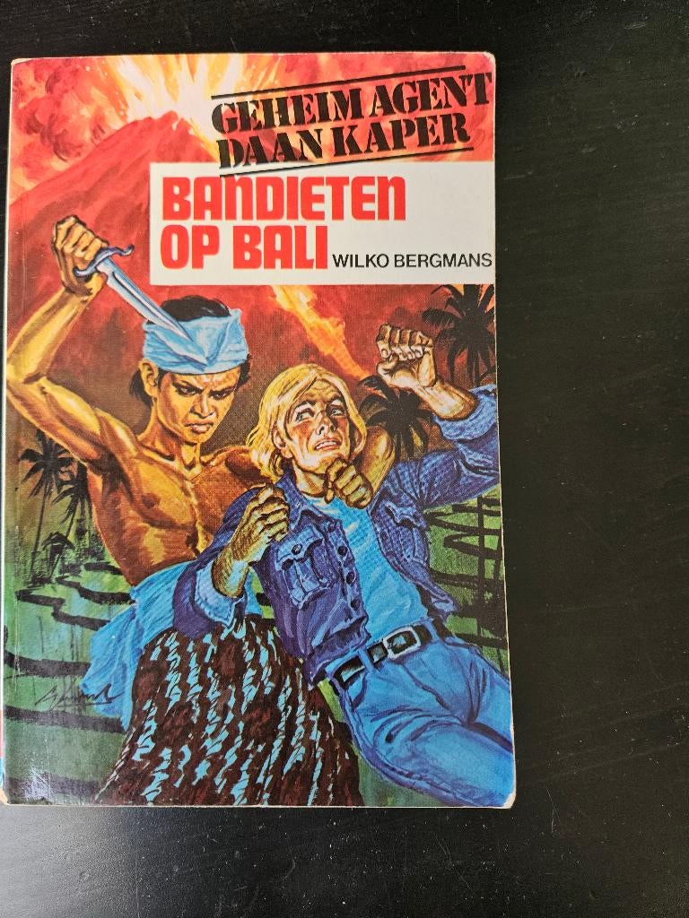 Wilko Bergmans - Daan karper serie, Boeken, Ophalen of Verzenden, Gelezen