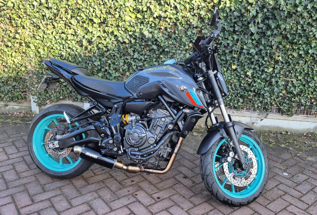Yamaha MT07 (2022-05) Öhlins / Shark / Recent onderhoud
