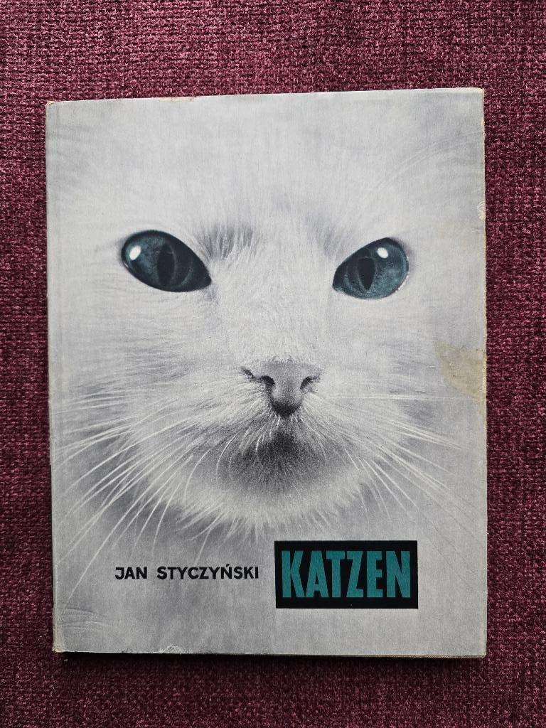 Katzen - Jan Styczynski - katten zwartwit fotografie boek, Ophalen of Verzenden, Katten, Jan Styczynski, Gelezen