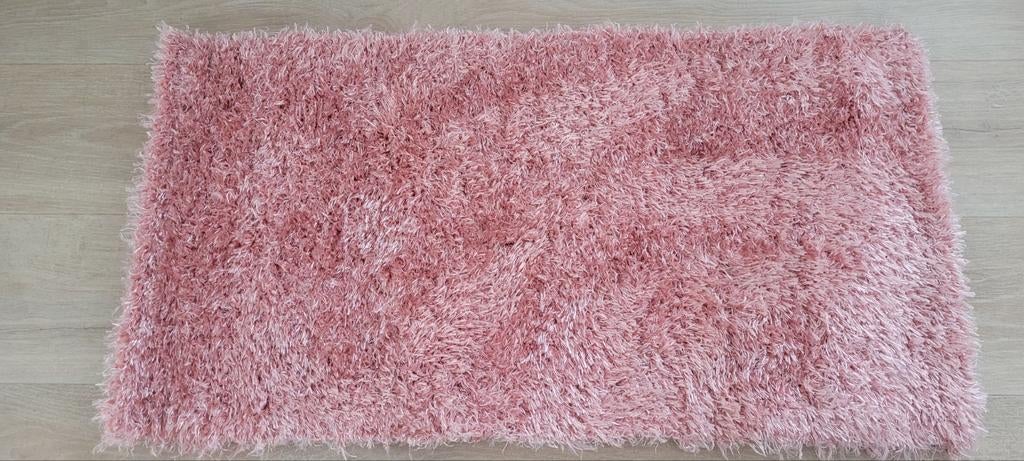 Vloerkleed Brilliant rosé  hoogpolig 60x110 nieuw zacht!!!!!, 100 tot 150 cm, Super zacht kwaliteit comfortabel gezellig warm