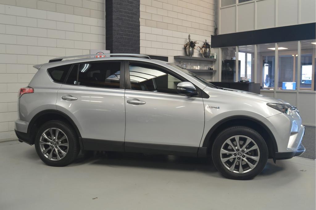 Toyota RAV4 2.5 Hybrid AWD Executive Business // LEDER // TR, Automaat, Navigatiesysteem, Gebruikt, Euro 6