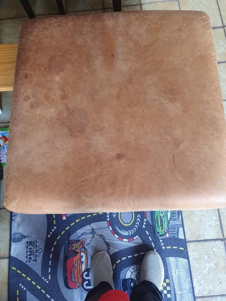 Grote leren poef, Ophalen, Gebruikt, Vierkant, Leer