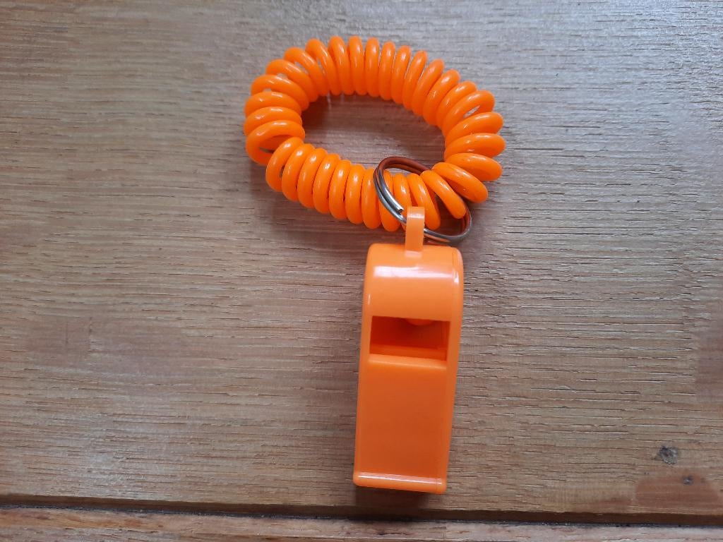 WK ORANJE VOETBAL oranje scheidsrechter fluit - nieuw -, Ophalen of Verzenden, Nieuw, Oranje of Koningsdag