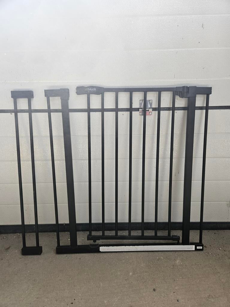 Traphekje klembevestiging zwart, Kinderen en Baby's, Traphekjes, Ophalen, 100 tot 115 cm, Zo goed als nieuw, Klemhekje