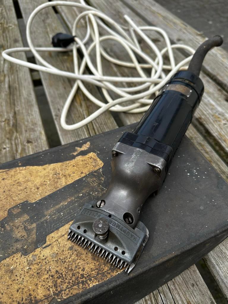 Hauptner schere, elektrisch scheerapparaat voor vee., Ophalen of Verzenden, Gebruikt, Recreatie