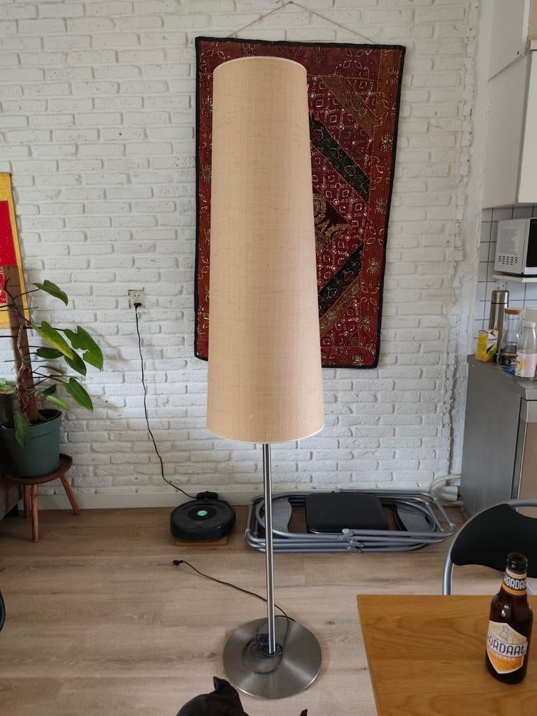 Staande lamp met voet schakelaar - 190cm hoog, Ophalen, Gebruikt, Stof, Modern