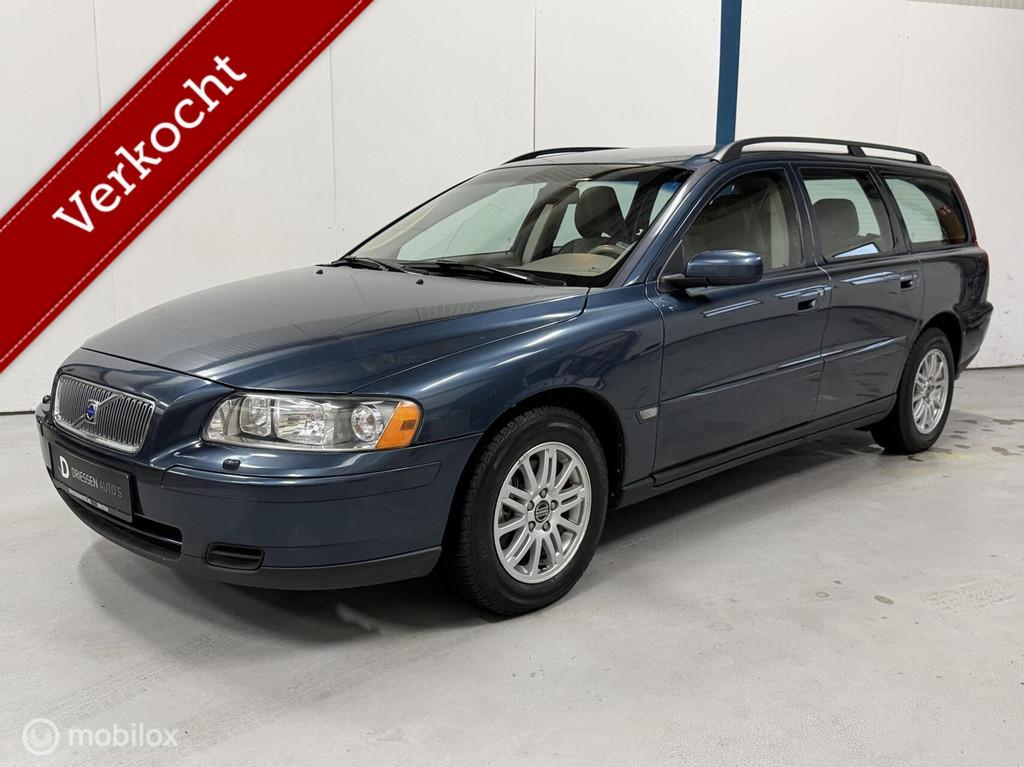 Volvo V70 2.4 Kinetic AUTOMAAT / YOUNGTIMER, Blauw, 2435 cc, 5 cilinders, 5 stoelen