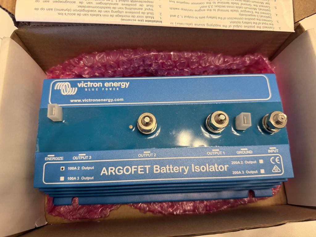Victron Argo FET Laadstroomregelaar 100-2 voor 2 accu's, Ophalen of Verzenden, Nieuw, Universele onderdelen