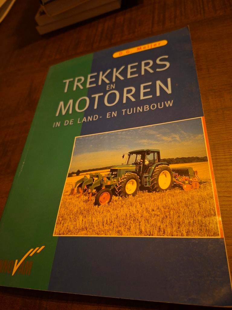 Trekkers en Motoren in de Land- en Tuinbouw - D.G. Meijer, Ophalen of Verzenden, Gelezen, Werktuigbouwkunde, D.G. Meijer