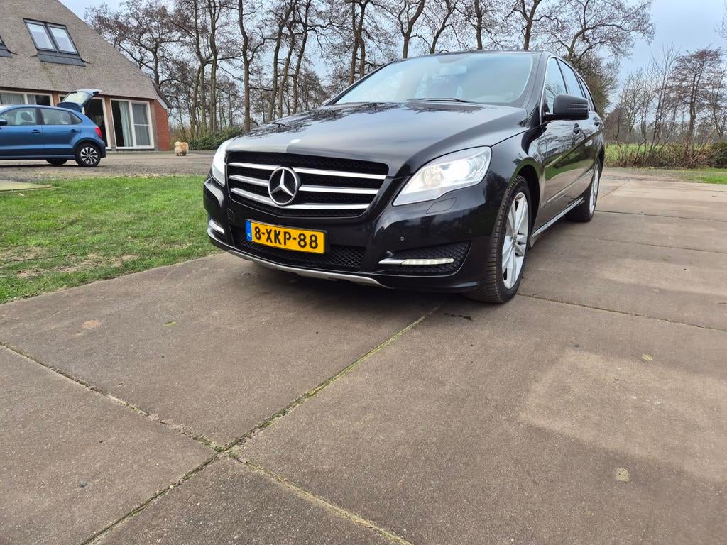 Mercedes-Benz R-Klasse 3.5 R350 Lang AUT 4MATIC 2010 Zwart, Auto's, Mercedes-Benz, Automaat, R-Klasse, 138 €/maand, 7 stoelen