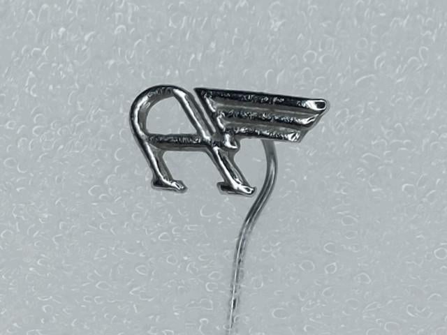 SP1638 Speldje Austin logo links hellend, Ophalen of Verzenden, Gebruikt, Overige onderwerpen