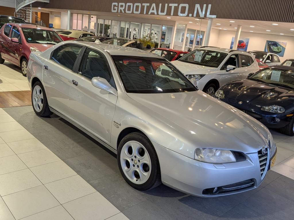 Alfa Romeo 166 2.0 T.Spark Business Edition Airco, Cruise Co, Voorwielaandrijving, Gebruikt, 150 pk, Handgeschakeld