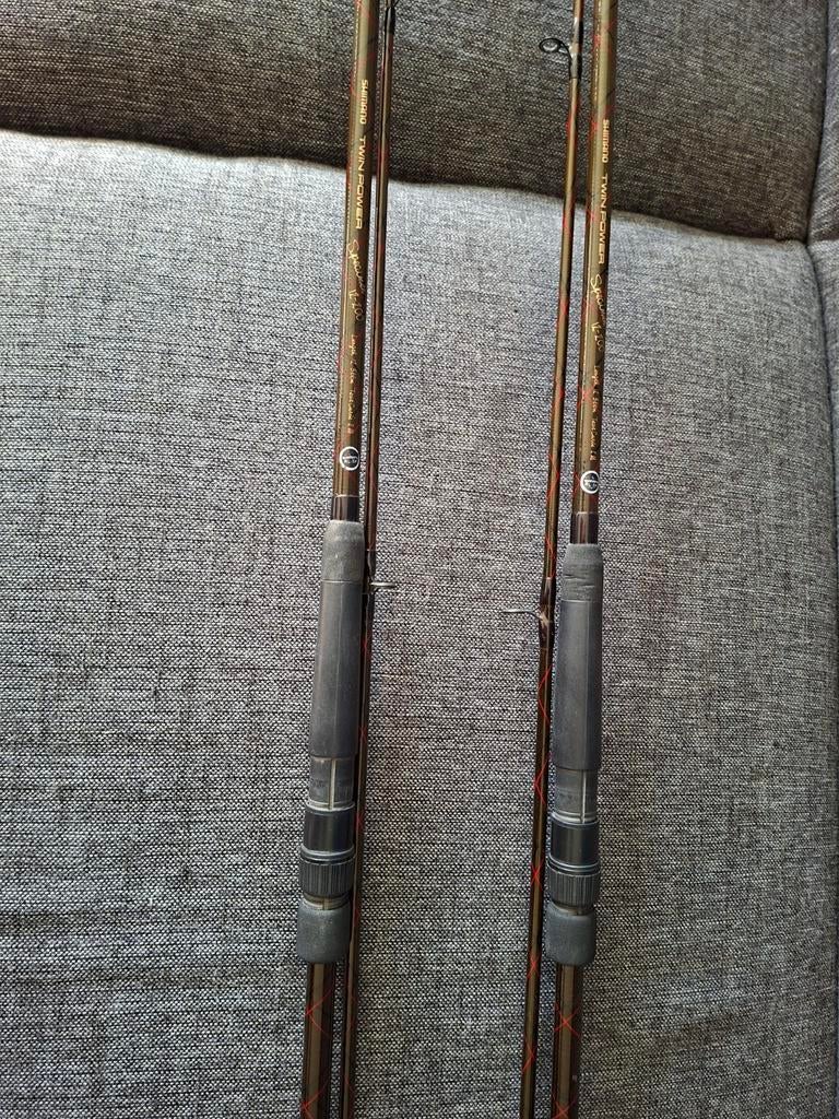 2 old school Shimano twin power 2lb, Watersport en Boten, Hengelsport | Karpervissen, Ophalen of Verzenden, Werphengel