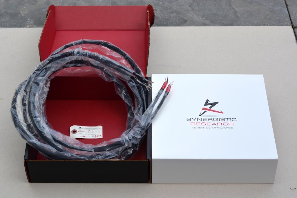 Synergistic Research Foundation luidsprekerkabels, Ophalen of Verzenden, Nieuw, 2 tot 5 meter, Luidsprekerkabel