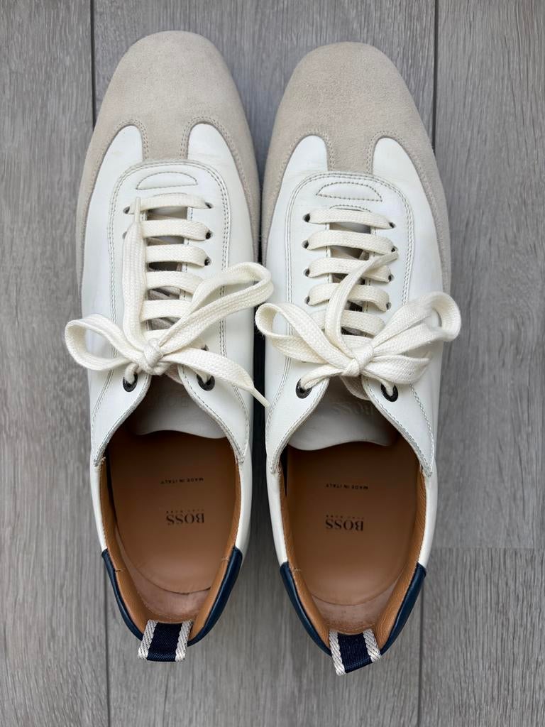 Witte Hugo Boss sneakers, leer met suède neus, maat 43 (9), Kleding | Heren, Ophalen of Verzenden, Zo goed als nieuw, Wit, Sneakers of Gympen