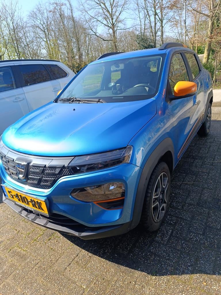 Dacia Spring Electric Comfort Plus 27kWh, Auto's, Zwart, 38 min, Elektrisch, 44 pk