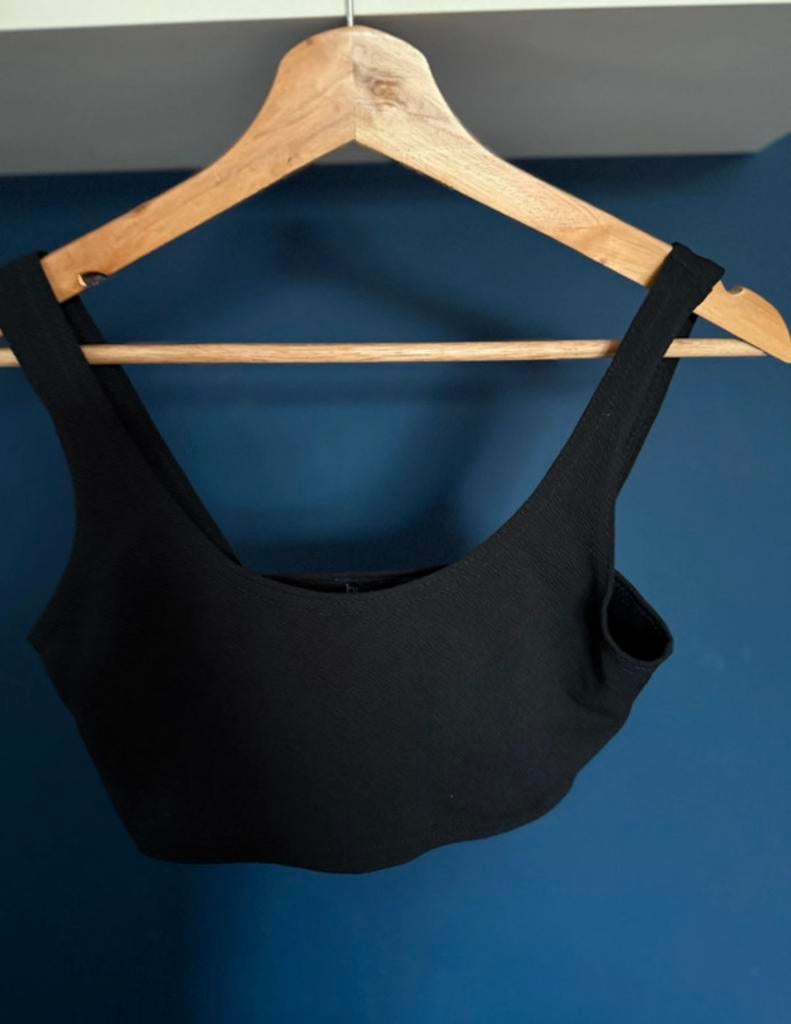 Boohoo top mast 34 zwart, Kleding | Dames, Zwart, Ophalen of Verzenden, Zo goed als nieuw, Zonder mouw