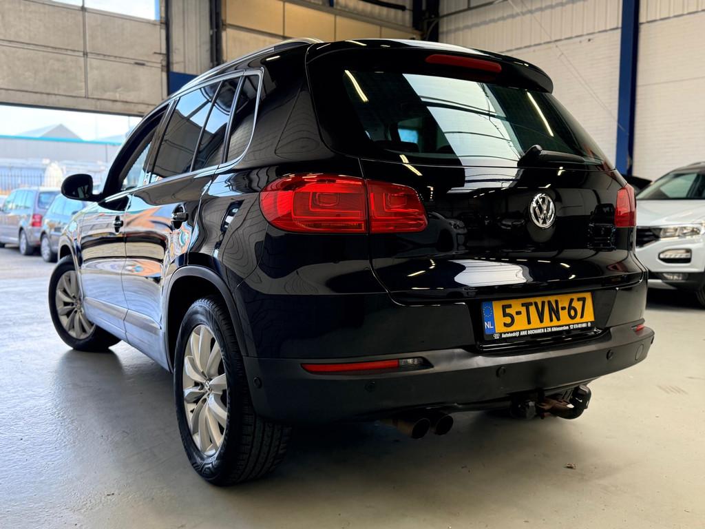 Volkswagen Tiguan 1.4 TSI Sport&Style, Voorwielaandrijving, Euro 5, 15 km/l, Zwart